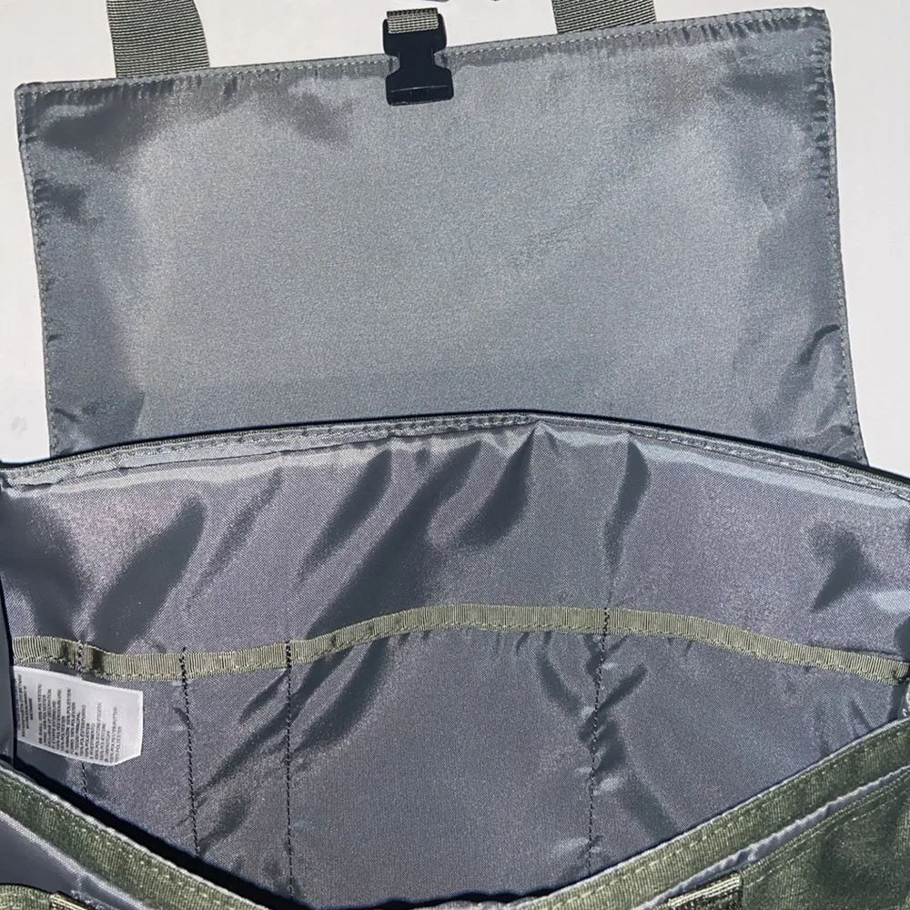 The North Face Green Satchel Messenger Outdoor Bag.
